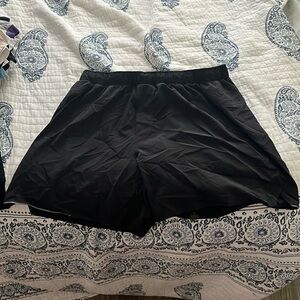 XL Lululemon athletic shorts